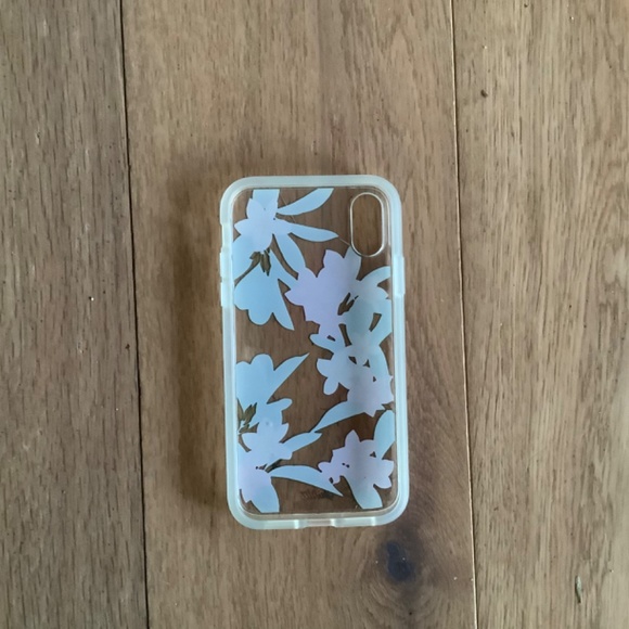 iPhone 11 case - Picture 2 of 3